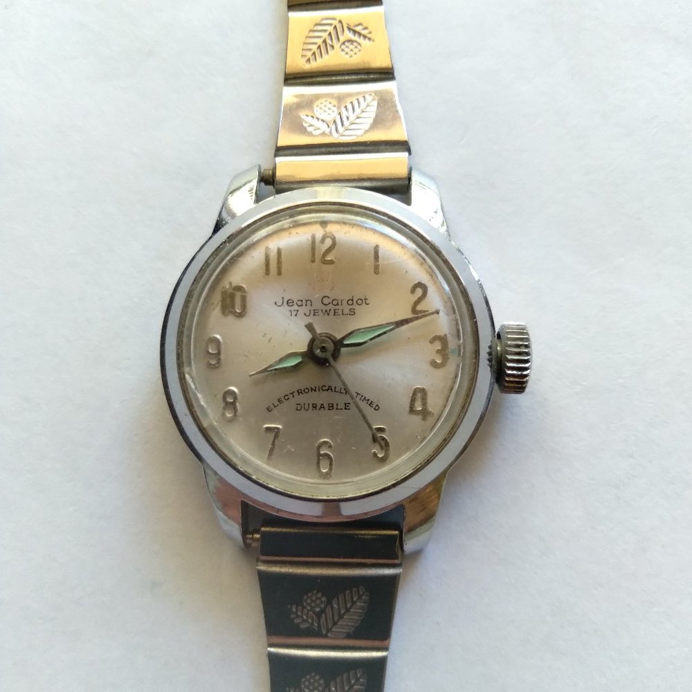17 Jewel Jean Cardot ladies watch